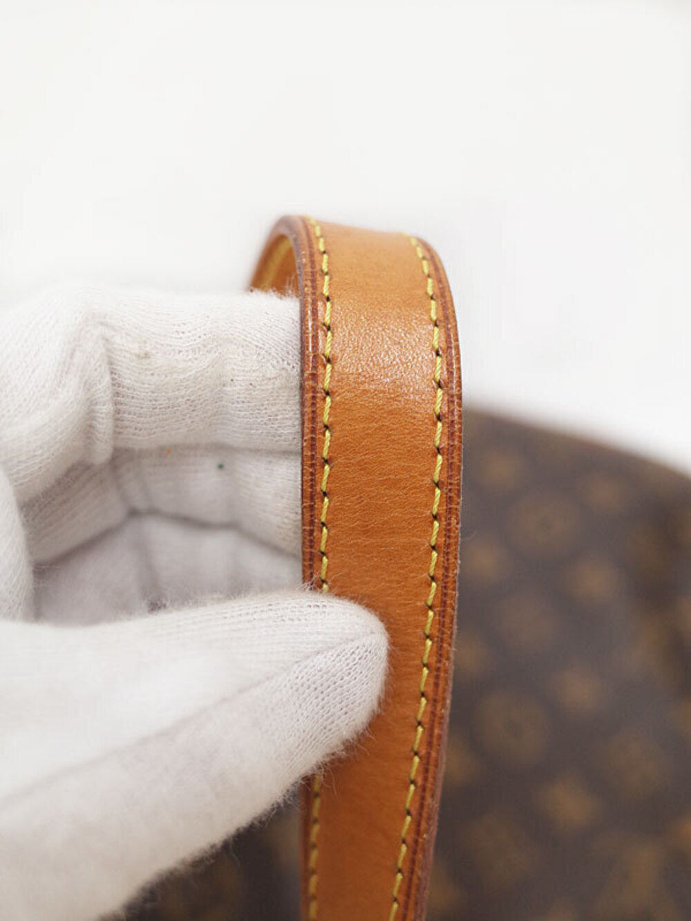 Louis Vuitton Monogram Odeon Shoulder Bag - Picture 7 of 9